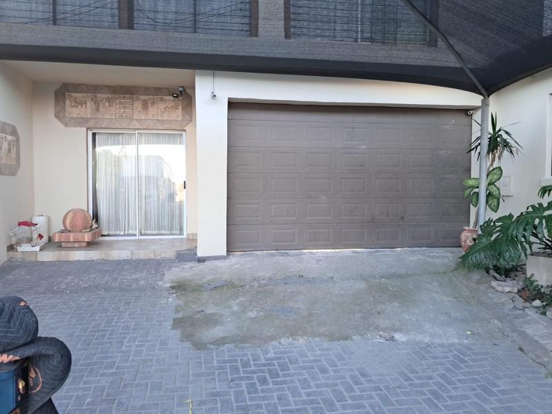 4 Bedroom Property for Sale in Bluewater Bay Eastern Cape